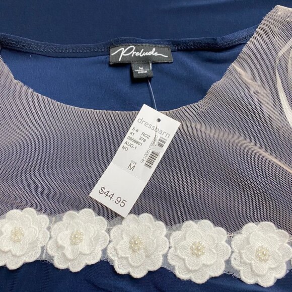 Prelude Soft & Elegant Navy Flower Lace Netting Embellished Top - Medium NWT - Picture 3 of 8